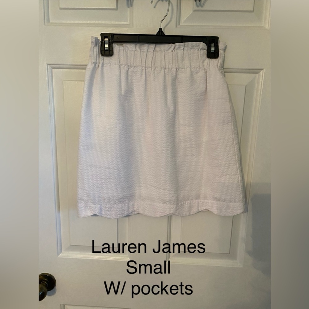 Lauren James seersucker white skirt with pockets